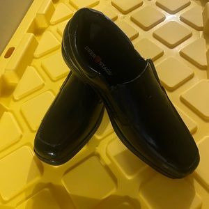 Dress shoes good condition